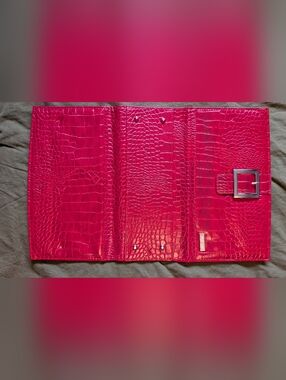 Miche Hot Pink Croc-Embossed Purse Cover EUC